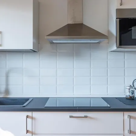 Xenia - Newly Renovated Flat In Fiera Area *