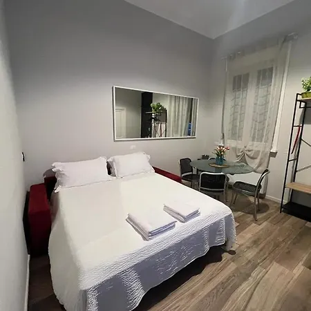 Fiori 3 Apartment Milan