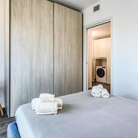 San Siro Con Garage Privato Apartmán *