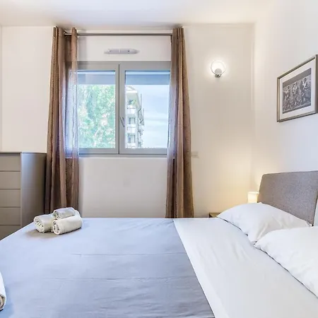 San Siro Con Garage Privato * ميلان