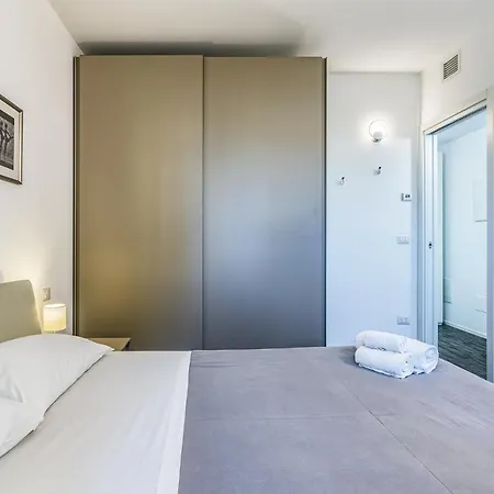 Lägenhet San Siro Con Garage Privato *