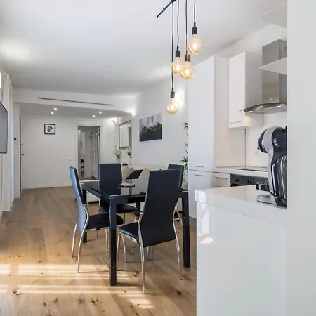 Easylife - Elegante Dimora A Due Minuti Dal Duomo Apartment Milan