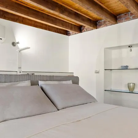 Апартаменты Charming Loft Heart Of *
