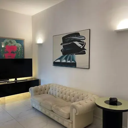Apartment The White House Milan