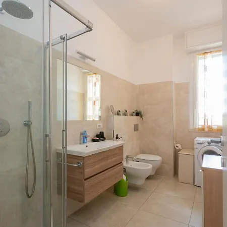 I Host - San Faustino 78 ميلان