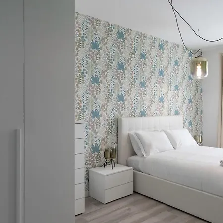 Italianway - Pasolini 70 A Uptown Apartament *