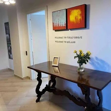 Fidias House Apartament *