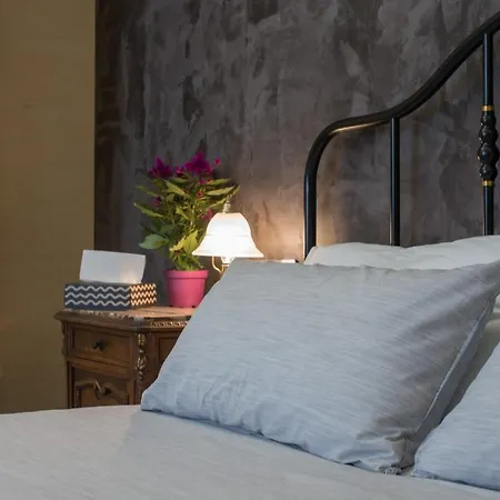 Zona Апартаменты Милан