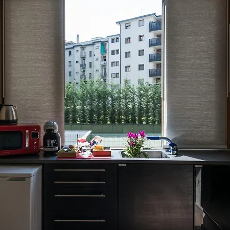 Zona Apartment Milan