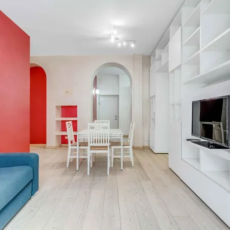 Mo30 Loreto- Duomo- Large Modern - מילאנו