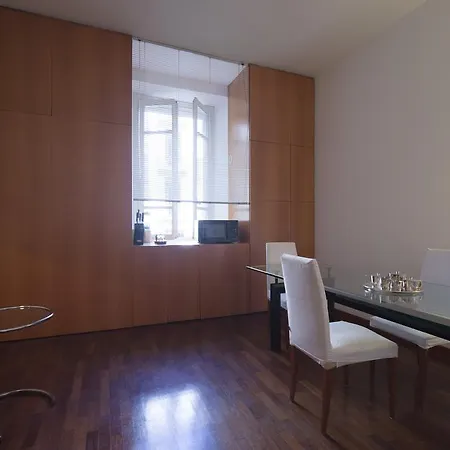Via Ciro Menotti Halldis Apartment Апартаменты
