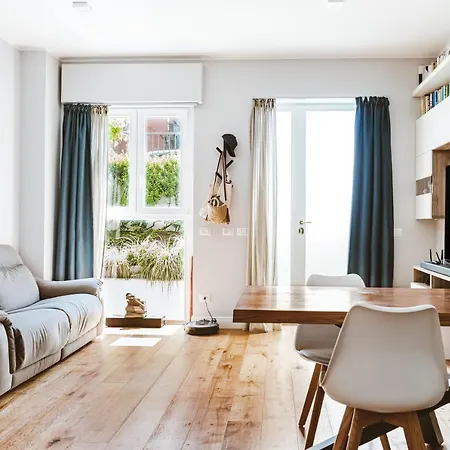 Apartment Mico Citylife Luxuryflat, 100m Metro