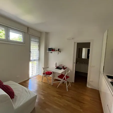 Cherry's House M1 Bande Nere - San Siro- M4 Linate Apartment Milan