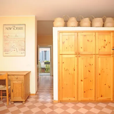 Ivy House In The Heart Of Mediolan