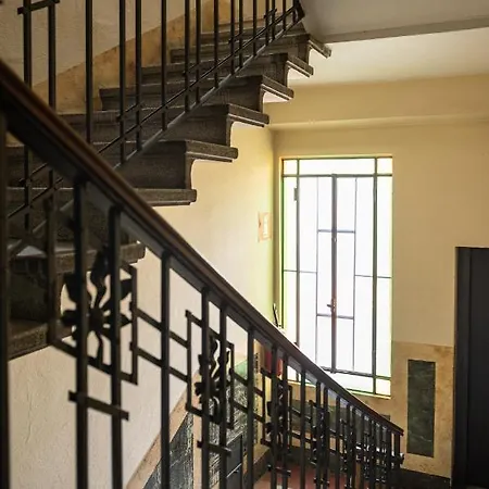 Ravizza House/de Angeli Area Milán