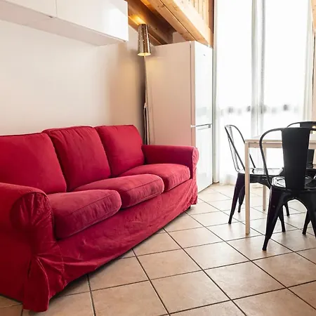 Appartamento Bilocale Con Splendida Vista In Zona Bovisa
