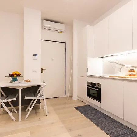 Luxury - A Due Passi Dal Centro Di شقة *