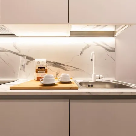 Luxury - A Due Passi Dal Centro Di 公寓