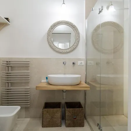 Easylife - Elegante Dimora A Due Minuti Dal Duomo Apartment *