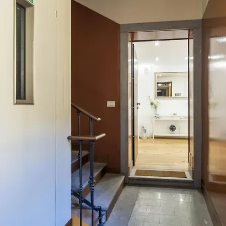 Easylife - Elegante Dimora A Due Minuti Dal Duomo Apartment *