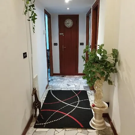 Apartment Fu Sweet