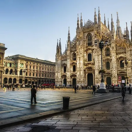شقة Duomo A 10 Minuti - Self Check In Metro A 3 Minuti A Piedi ميلان