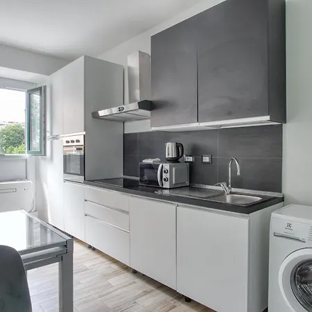 Joivy Lively Flat Near Centre * Милан