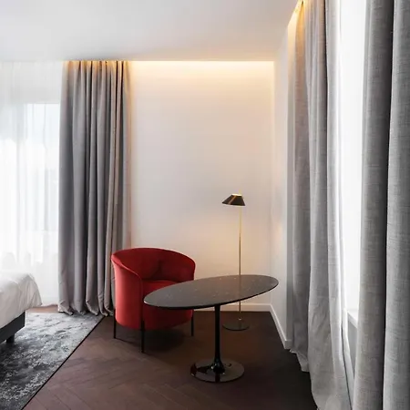 Radisson Collection Hotel, Santa Sofia Отель