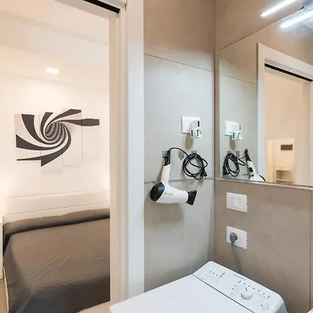 Maya Loreto Apartment Milan