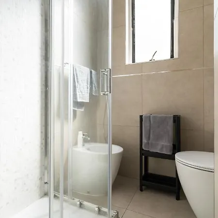 Maya Loreto Apartment