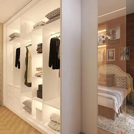 Central 4b/4bath 10 People