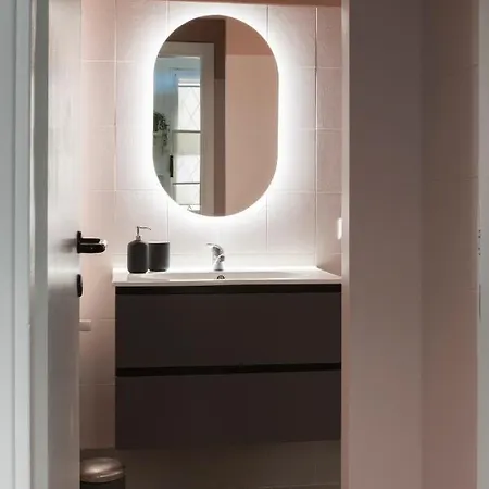 Xenia - Moderno In Fondazione Prada Apartment