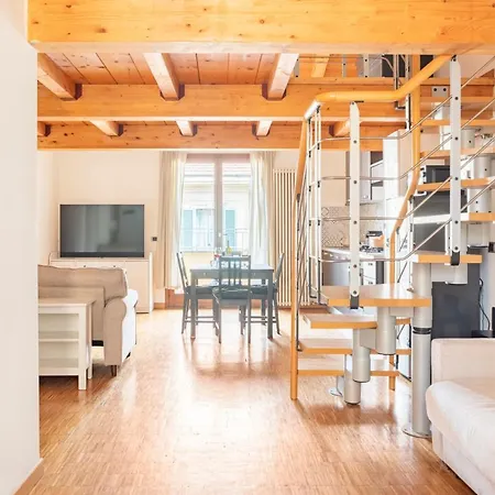 Il Loft Di Via Gluck - Exclusive In Apartmán *
