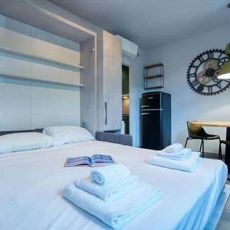 Maison d'hôtes Italianflat - Angolino Dei Navigli 3*