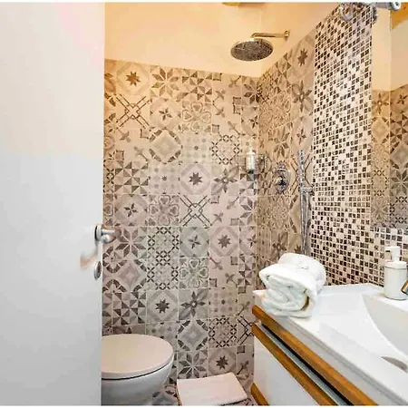Aria Condizionata, Loft A 13' Dal Duomo Con Ampio Balcone Wifi E Netflix Διαμέρισμα