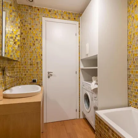 The Rent - Modern Two-bedroom Near Navigli شقة *