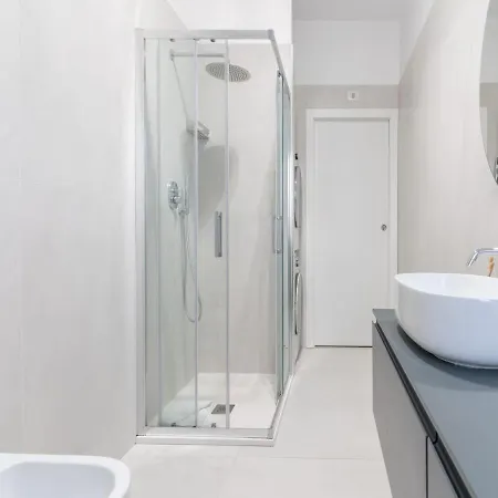 The Rent - Modern Near Zara