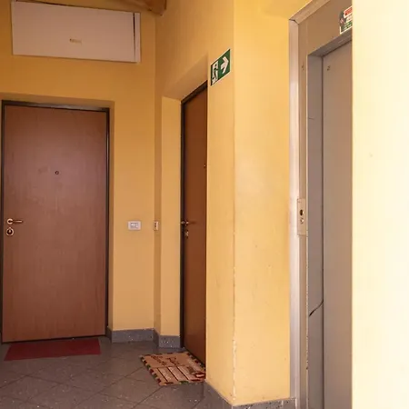 Appartamento Bilocale Con Splendida Vista In Zona Bovisa *