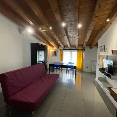 Apartment Canal *