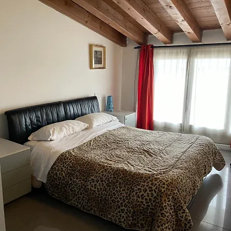 Canal Apartment Mailand