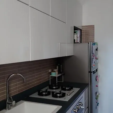 Appartamento Nolo - Ampio Trilocale Con Terrazzino *