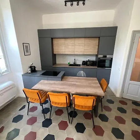 Sansiro 74 House Milán