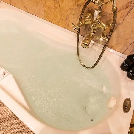 Klimt - Jacuzzi 5 Star - Luxury Design *