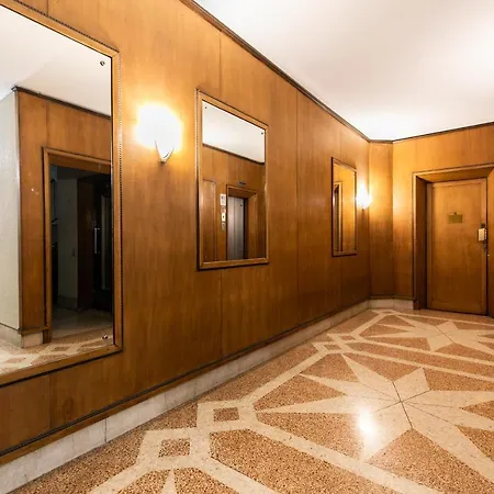 Apartment Klimt - Jacuzzi 5 Star - Luxury Design *