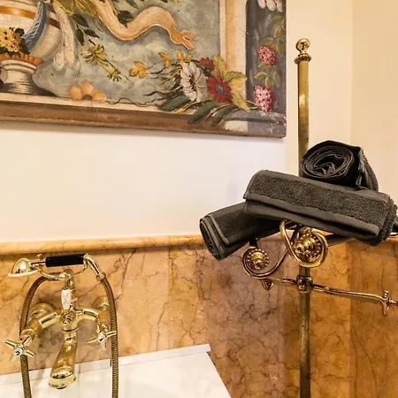 Apartment Klimt - Jacuzzi 5 Star - Luxury Design *