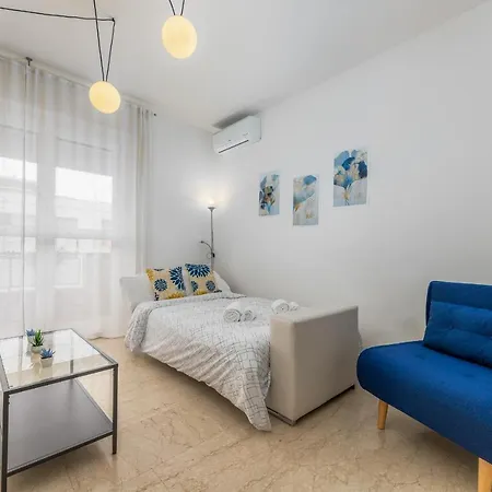 Niguarda-zara Xxl Home,two Balconies,wifi,family Апартаменты Милан