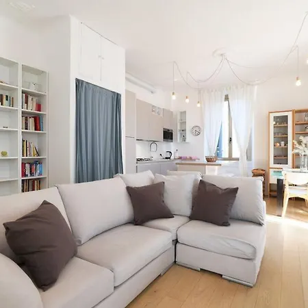 Appartement Primopiano - Rinuccini Milan