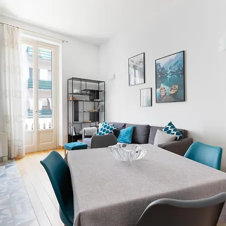 Con Balcone- Bullona District * Milan