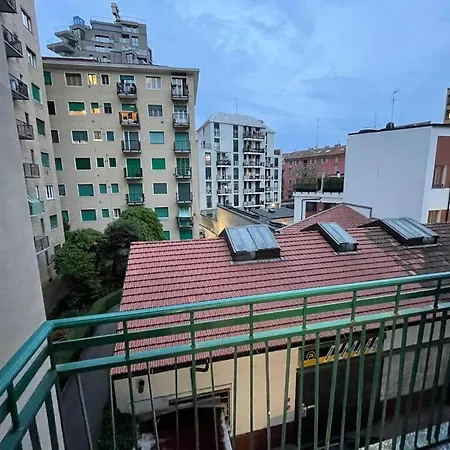 Tiny House - 15 Minutes To Duomo アパート *