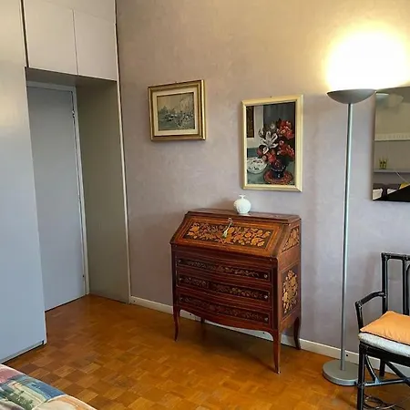 Navigli Hideaway - 5 Minutes From Metro